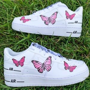 Nike Shoes - Nike Air Force 1 Custom Pink Butterfly Sne⦠Nike Shoes - Nike Air Force 1 Custom Pink Butterfly Sneā¦